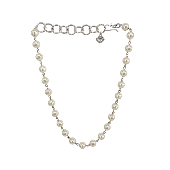 VIRGINS SAINTS & ANGELS VSA Iconic Cream 8mm Pearl Choker in Silver - Picture 3 of 6